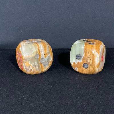 Stone Dice 