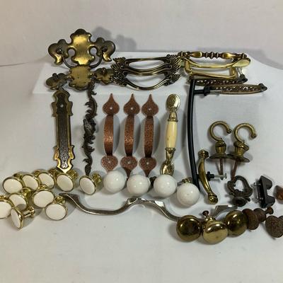 Drawer Hardware 1