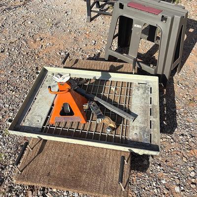 Saw Bench with Moving Supplies