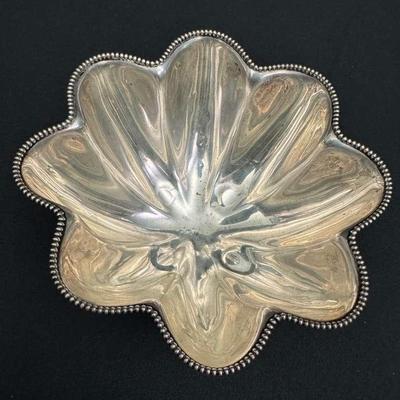 Whiting Sterling Silver Footed Bowl | Scalloped Form | 4866 Hallmarked | 6.4oz Total Weight 