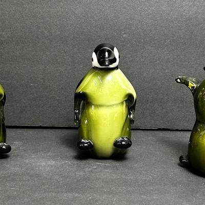 Dynasty Gallery Hand Fused Glass Set Of 3 Penguins 