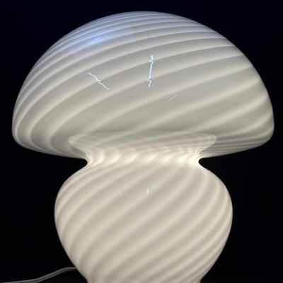 Maestri Murano Glass Mushroom Lamp 13”h 2 Of 2