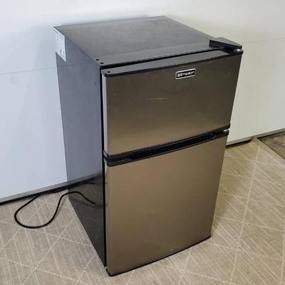 Emerson Mini Fridge Model CR510VSE