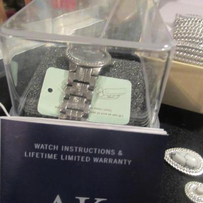 Sale Photo Thumbnail #5