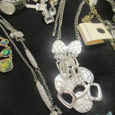 Sale Photo Thumbnail #7