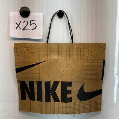 Sale Photo Thumbnail #698