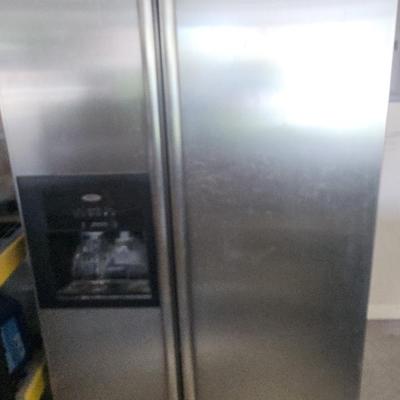 Whirlpool Refrigerator 