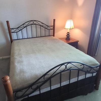 Queen Metal And Wood Bed Frame, Wood Side Table & Lamp 