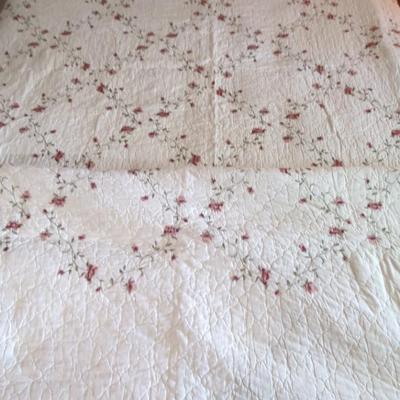 Better Homes & Gardens  2 Off White Quilted Coverlet & Matching Shams W/Rose & Embroidery