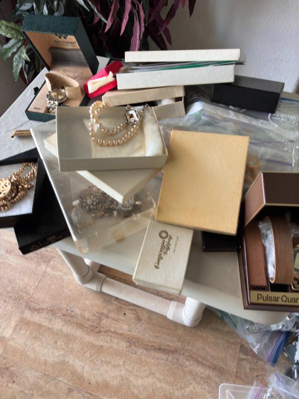 Sale Photo Thumbnail #768