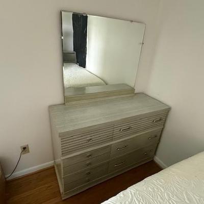 Sale Photo Thumbnail #185