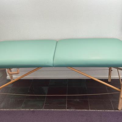Massage Table 