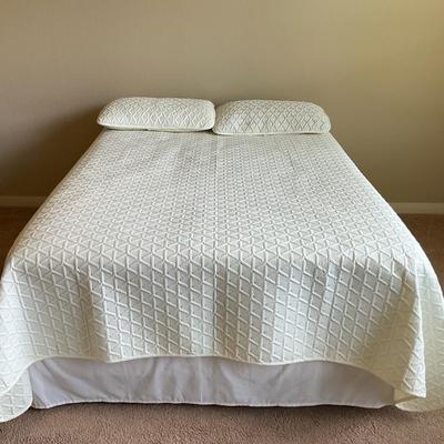 Full-size Coverlet Set