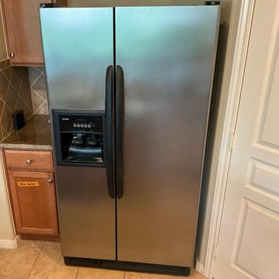 Kenmore Coldspot Side by Side Refrigerator/Freezer