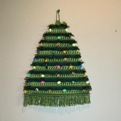 Vintage Macramé Christmas Tree Wall Hanging