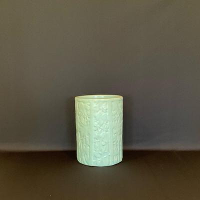Vintage McCoy Planter No.2