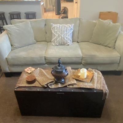 Sale Photo Thumbnail #122