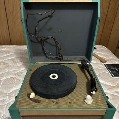 Vintage Airline Portable Record Player