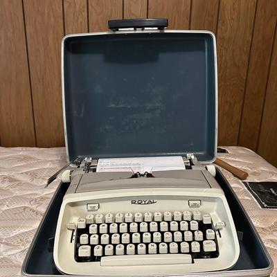 Retro Royal Portable Typewriter