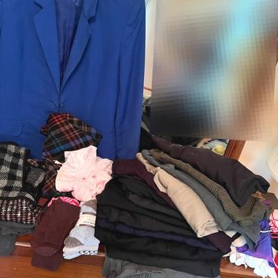 Women’s Clothing Mystery, Mostly Pants