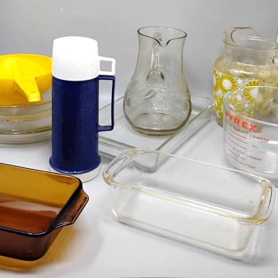 Amber Fireking, Pyrex, & Other Vintage Kitchen 