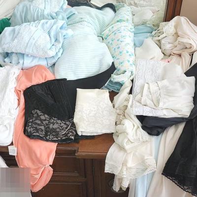 Vintage Ladies Langerie, Nighties, Shapewear, Thai Silk Robe