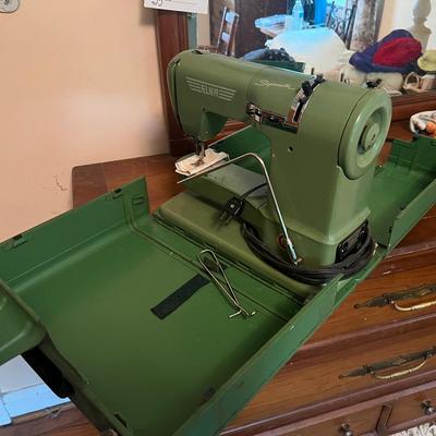 Elba 1952 Sewing Machine & Mystery Sewing Notions