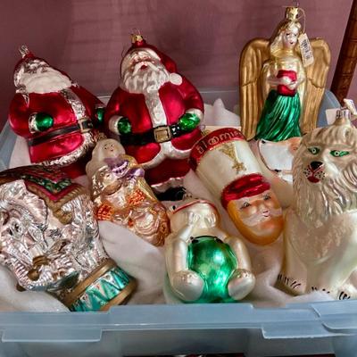 Large ornaments 
