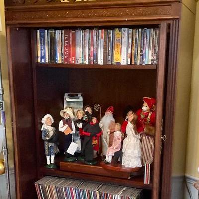Christmas carolers 