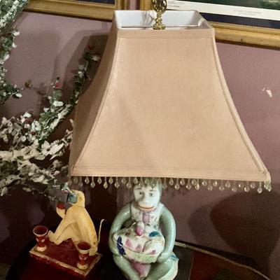 Monkey lamp