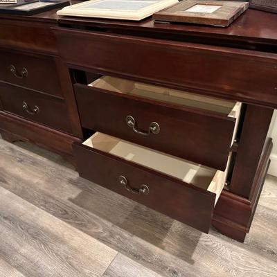 Sale Photo Thumbnail #116