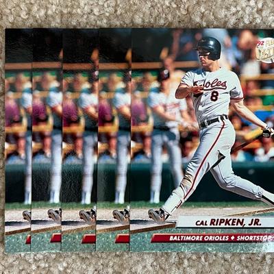 Lot 321: 1992 Fleer Ultra Baseball – Series I & II Incomplete Set (Cards #1–600)
