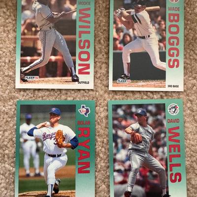 Lot 276: 3 Fleer 1992 Baseball Card Sets / Incomplete 
