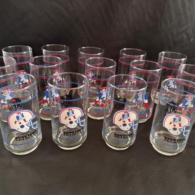 Lot 221: New England Patriots Mobil NFL Promotional Glasses
