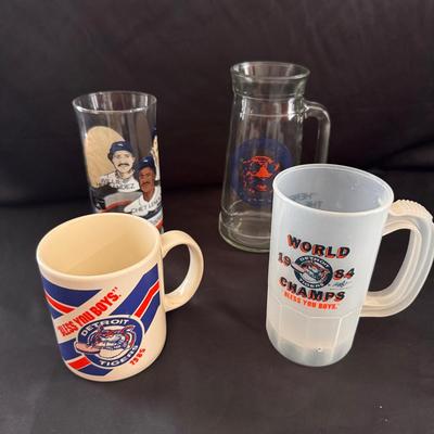 Lot 215: Detroit Tigers Collection( 1984 Detroit Tigers “All American Line-Up” Glass Plus Others 