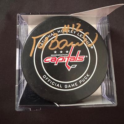 Lot 220: Signed Washington Capitals Peter Bondra Puck