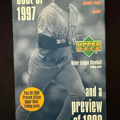 Lot 527: Upper Deck, 10Th Anniversary Collection.