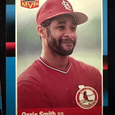 Lot 522: 1988 Donruss Baseball Card Complete Set 