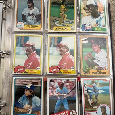 Lot 471: Baseball Card Rookies