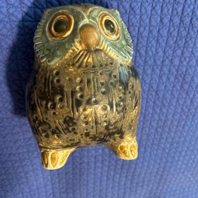 Sale Photo Thumbnail #88: Lladro owl $49.50