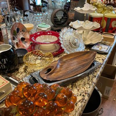 Sale Photo Thumbnail #61: Counter top vignette