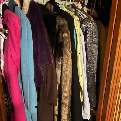 Sale Photo Thumbnail #79: Lady’s & girl’s clothes (some vintage) 