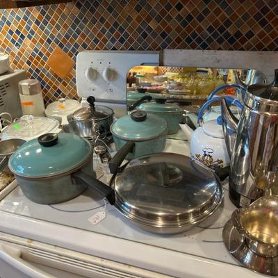 Sale Photo Thumbnail #33: Kitchen vignette