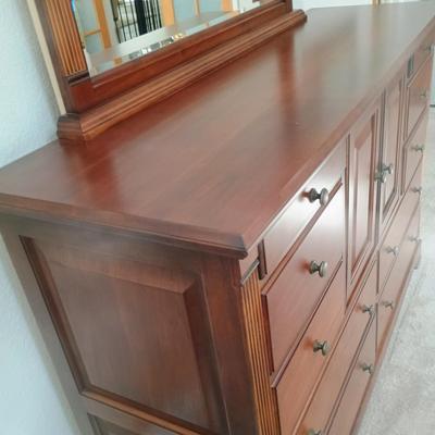 Woodleys 4-PC Bedroom Set