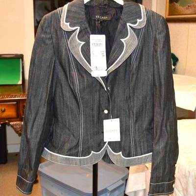 Sale Photo Thumbnail #67: Escada