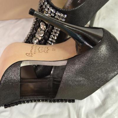 Sale Photo Thumbnail #12