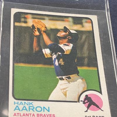 Hank Aaron Baseball Trading Card