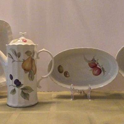 Mikasa Maxima CAJ05 Belle Terre Fine China Pitcher & Platters
