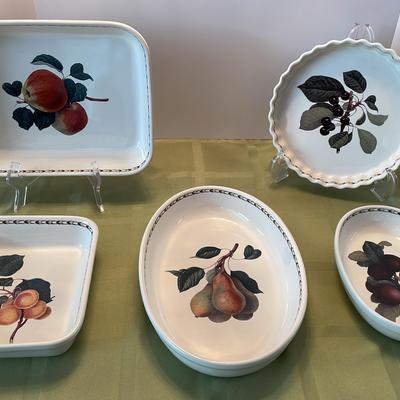 Queen’s Ceramic HOOKER’S FRUIT Pattern Casserole And Serving Dishes