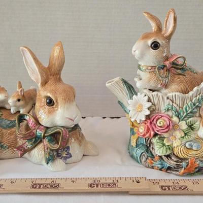Fitz & Floyd Classics Bunny Rabbit Figurine & Teapot 